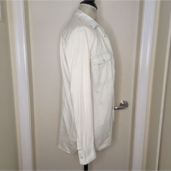 Cotton Denim Buttondown Shirt - Picture 3 of 9